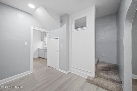 Tiny photo for 1518 Buckingham Street, Toledo, OH 43607 (MLS # 10002477)