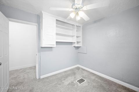 Tiny photo for 1518 Buckingham Street, Toledo, OH 43607 (MLS # 10002477)