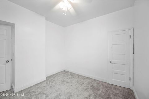 Tiny photo for 1518 Buckingham Street, Toledo, OH 43607 (MLS # 10002477)