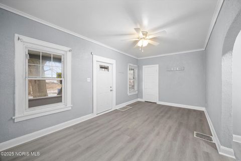 Tiny photo for 1518 Buckingham Street, Toledo, OH 43607 (MLS # 10002477)