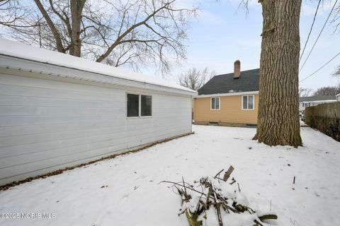 Tiny photo for 1825 Northover Road, Toledo, OH 43613 (MLS # 10002114)