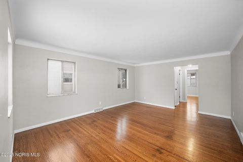 Tiny photo for 1825 Northover Road, Toledo, OH 43613 (MLS # 10002114)