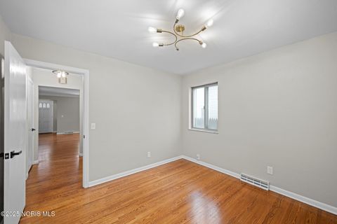 Tiny photo for 1825 Northover Road, Toledo, OH 43613 (MLS # 10002114)