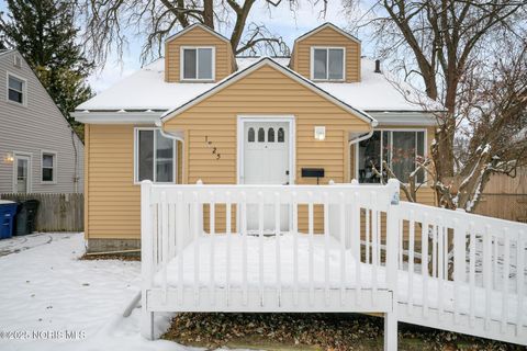 Tiny photo for 1825 Northover Road, Toledo, OH 43613 (MLS # 10002114)