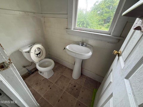 Tiny photo for 320 Boston Place, Toledo, OH 43610 (MLS # 10014355)