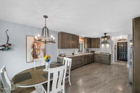 Tiny photo for 8530 Sylvania-metamora Road, Sylvania, OH 43560 (MLS # 10009353)