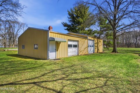 Tiny photo for 7032 County Road 2, Swanton, OH 43558 (MLS # 10005227)