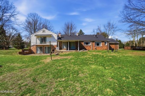 Tiny photo for 7032 County Road 2, Swanton, OH 43558 (MLS # 10005227)