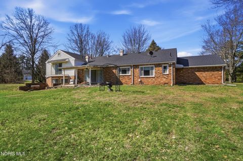 Tiny photo for 7032 County Road 2, Swanton, OH 43558 (MLS # 10005227)