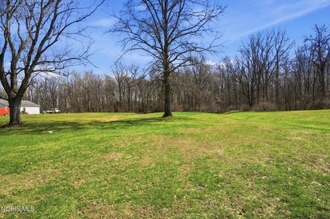 Tiny photo for 7032 County Road 2, Swanton, OH 43558 (MLS # 10005227)