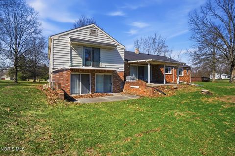 Tiny photo for 7032 County Road 2, Swanton, OH 43558 (MLS # 10005227)