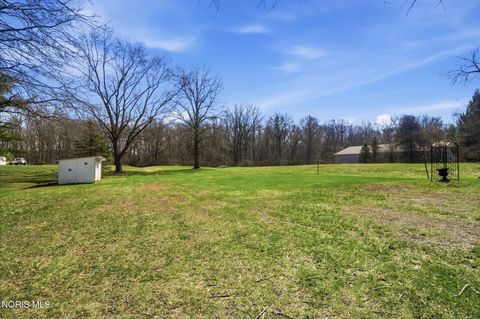 Tiny photo for 7032 County Road 2, Swanton, OH 43558 (MLS # 10005227)