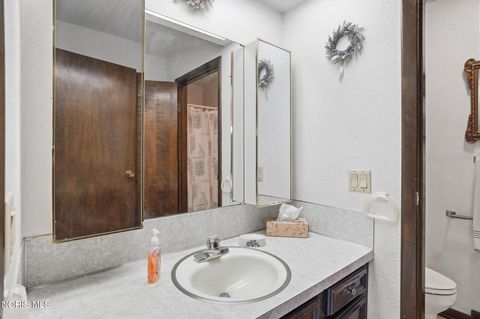 Tiny photo for 7032 County Road 2, Swanton, OH 43558 (MLS # 10005227)