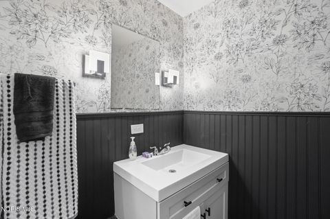 Tiny photo for 3660 W Lincolnshire Boulevard, Toledo, OH 43606 (MLS # 10004606)