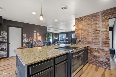 Tiny photo for 3660 W Lincolnshire Boulevard, Toledo, OH 43606 (MLS # 10004606)