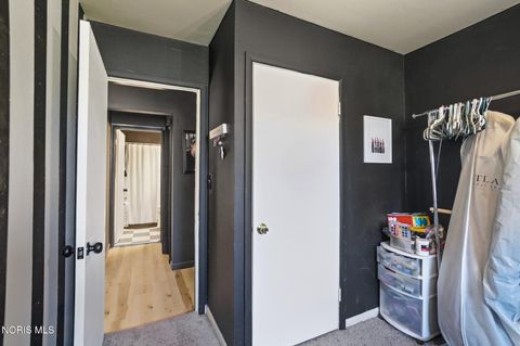 Tiny photo for 3660 W Lincolnshire Boulevard, Toledo, OH 43606 (MLS # 10004606)