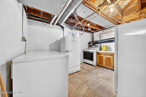 Tiny photo for 307 Middle Street, Archbold, OH 43502 (MLS # 10001567)