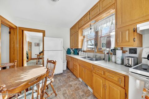 Tiny photo for 307 Middle Street, Archbold, OH 43502 (MLS # 10001567)