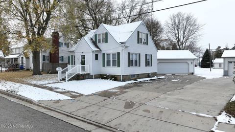 Tiny photo for 307 Middle Street, Archbold, OH 43502 (MLS # 10001567)