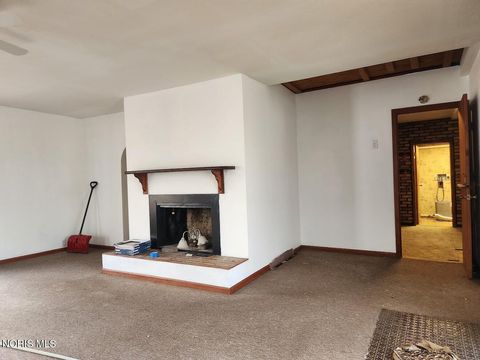 Tiny photo for 6324 Bapst Avenue, Toledo, OH 43615 (MLS # 10005659)