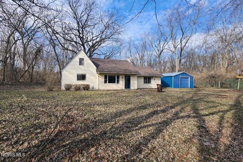 Photo of 6324 Bapst Avenue, Toledo, OH 43615 (MLS # 10005659)