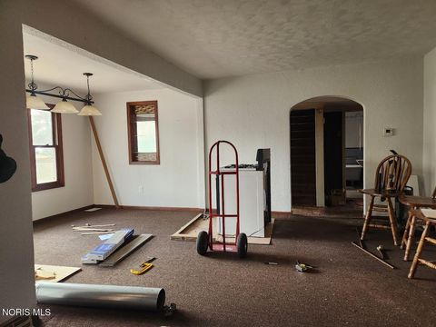 Tiny photo for 6324 Bapst Avenue, Toledo, OH 43615 (MLS # 10005659)