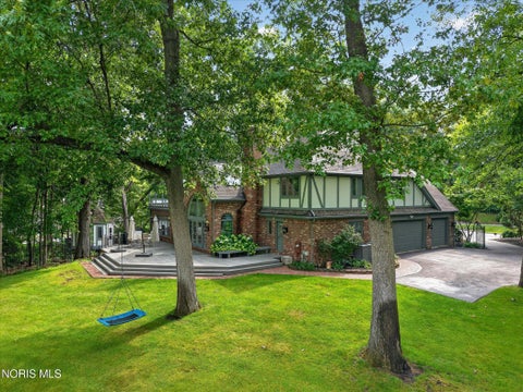 Tiny photo for 4829 Devilbiss Court, Toledo, OH 43623 (MLS # 10011054)