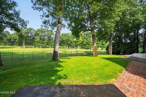 Tiny photo for 4829 Devilbiss Court, Toledo, OH 43623 (MLS # 10011054)