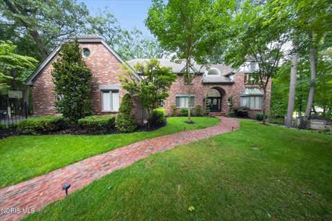 Tiny photo for 4829 Devilbiss Court, Toledo, OH 43623 (MLS # 10011054)