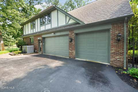 Tiny photo for 4829 Devilbiss Court, Toledo, OH 43623 (MLS # 10011054)