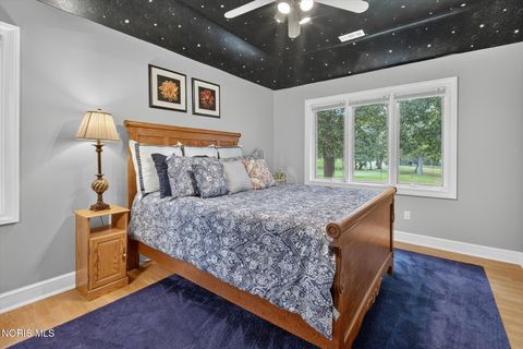 Tiny photo for 4829 Devilbiss Court, Toledo, OH 43623 (MLS # 10011054)