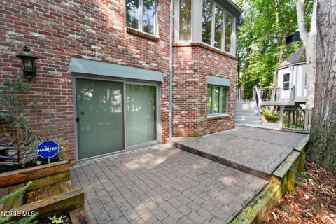 Tiny photo for 4829 Devilbiss Court, Toledo, OH 43623 (MLS # 10011054)