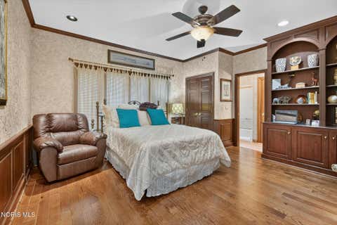 Tiny photo for 4829 Devilbiss Court, Toledo, OH 43623 (MLS # 10011054)