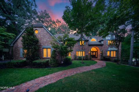 Tiny photo for 4829 Devilbiss Court, Toledo, OH 43623 (MLS # 10011054)