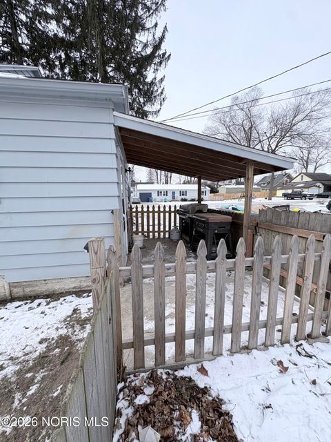 Tiny photo for 105 Pennsylvania Avenue, Swanton, OH 43558 (MLS # 10003426)