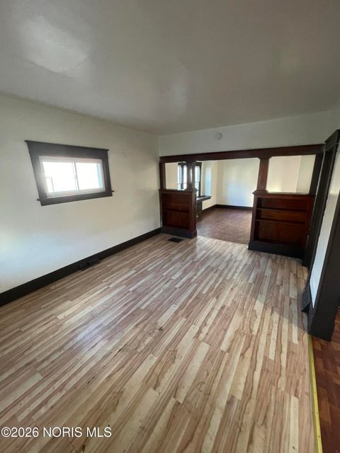 Tiny photo for 1675 Nebraska Avenue, Toledo, OH 43607 (MLS # 10002987)