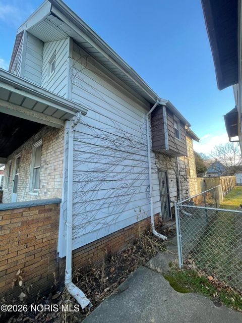 Tiny photo for 1675 Nebraska Avenue, Toledo, OH 43607 (MLS # 10002987)
