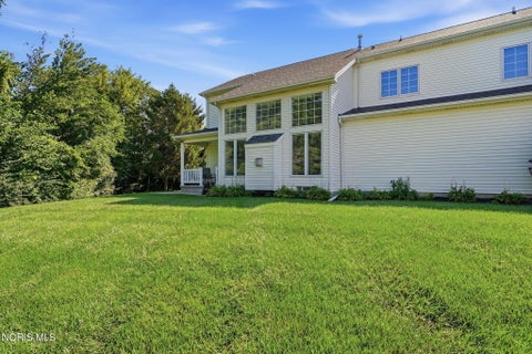 Tiny photo for 8130 Quarry View Place, Maumee, OH 43537 (MLS # 10012145)
