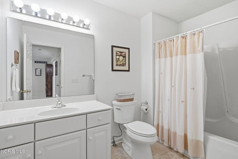 Tiny photo for 8130 Quarry View Place, Maumee, OH 43537 (MLS # 10012145)