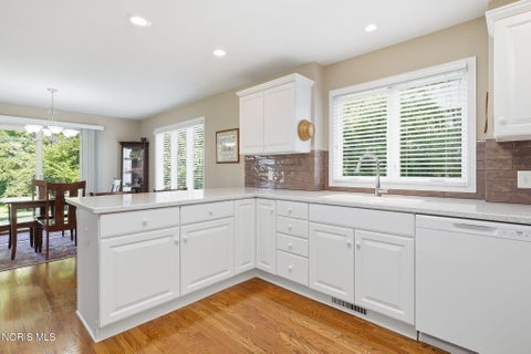 Tiny photo for 8130 Quarry View Place, Maumee, OH 43537 (MLS # 10012145)