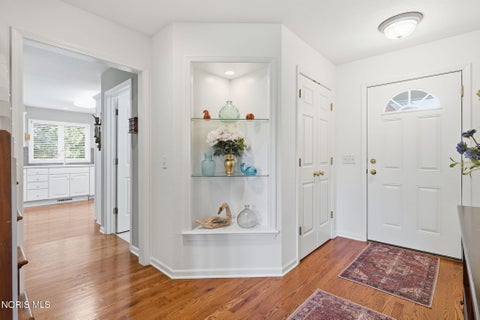 Tiny photo for 8130 Quarry View Place, Maumee, OH 43537 (MLS # 10012145)