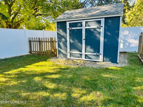Tiny photo for 1210 Bavarian Lane, Bryan, OH 43506 (MLS # 10000487)