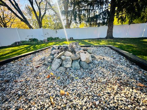 Tiny photo for 1210 Bavarian Lane, Bryan, OH 43506 (MLS # 10000487)