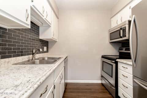 Tiny photo for 4515 W Bancroft Street #Apt 13, Toledo, OH 43615 (MLS # 10012017)