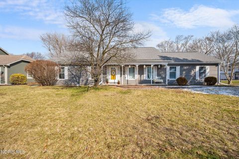 Photo of 7924 Harrow Court, Sylvania, OH 43560 (MLS # 10004467)