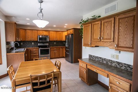 Tiny photo for 8433 Indian Lake Drive, Findlay, OH 45840 (MLS # 10008004)