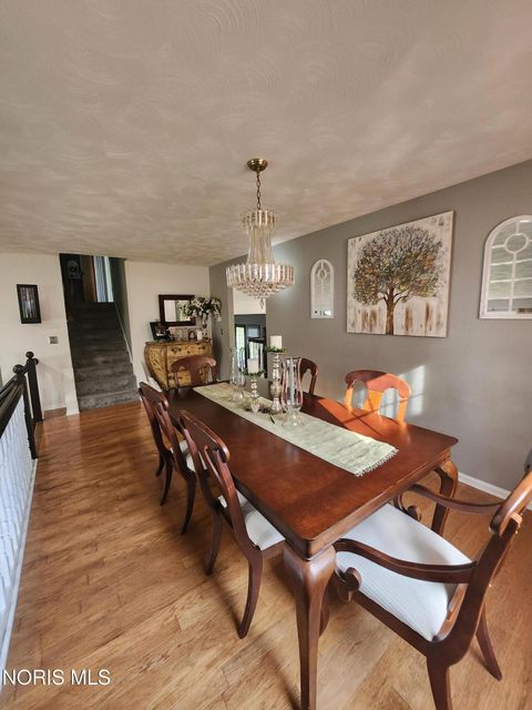 Tiny photo for 2214 Ruthanne Drive, Toledo, OH 43611 (MLS # 10007448)