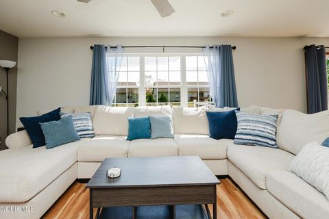 Tiny photo for 490 Flintlock Court, Findlay, OH 45840 (MLS # 10006732)