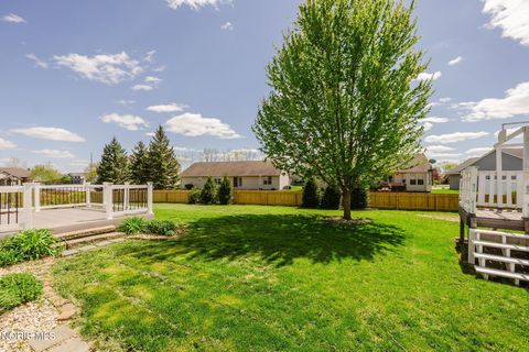 Tiny photo for 490 Flintlock Court, Findlay, OH 45840 (MLS # 10006732)