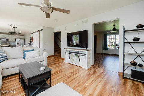 Tiny photo for 490 Flintlock Court, Findlay, OH 45840 (MLS # 10006732)